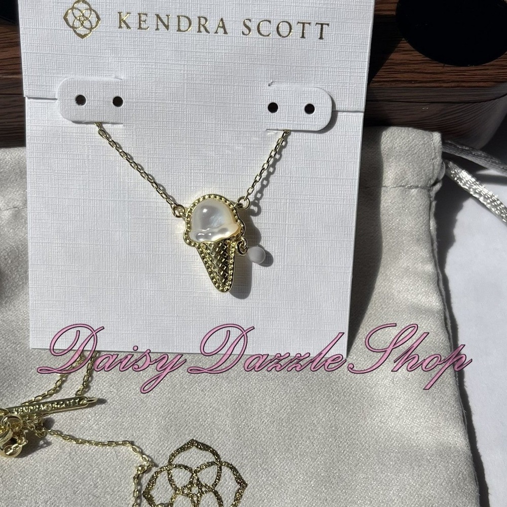 ✨New Kendra Scott Ice Cream Cone Necklace Gold plated Ivory Mother Of Pearl🍦